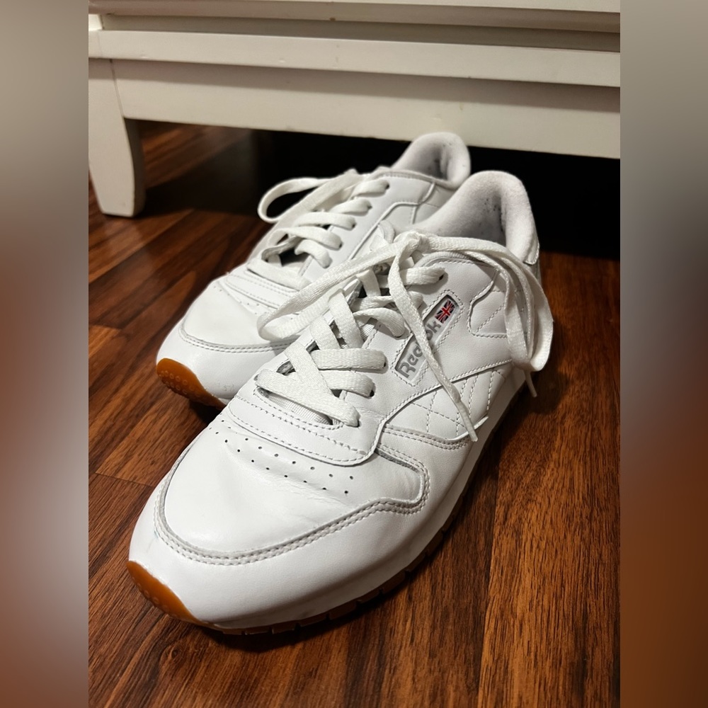 White OG Reebok with Rubber Bottom!!